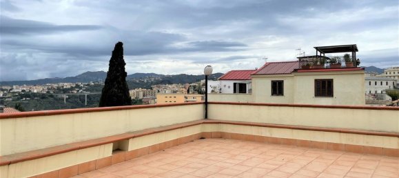 8-salle Appartement à Catanzaro, Italy No. 218099 33