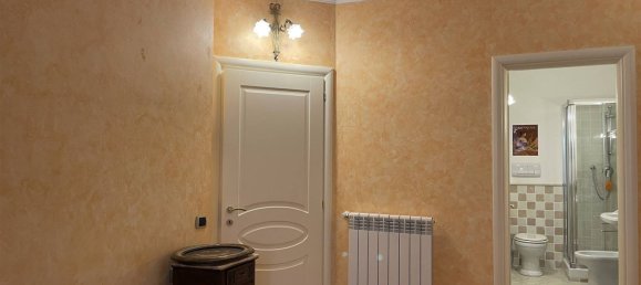 8-salle Appartement à Catanzaro, Italy No. 218099 16