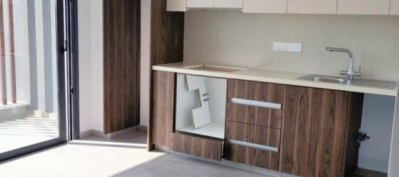 2 bedrooms Apartment in Paphos, Cyprus No. 22191 2