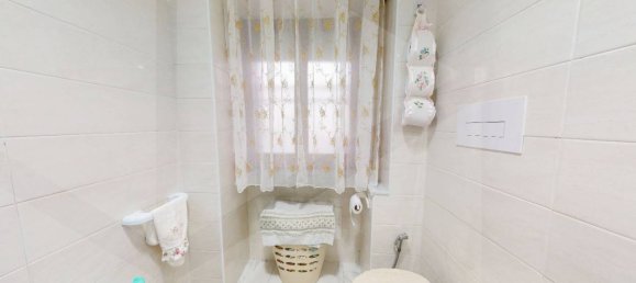 5غرفة شقة في Pomigliano d'Arco, Italy رقم 20774 17