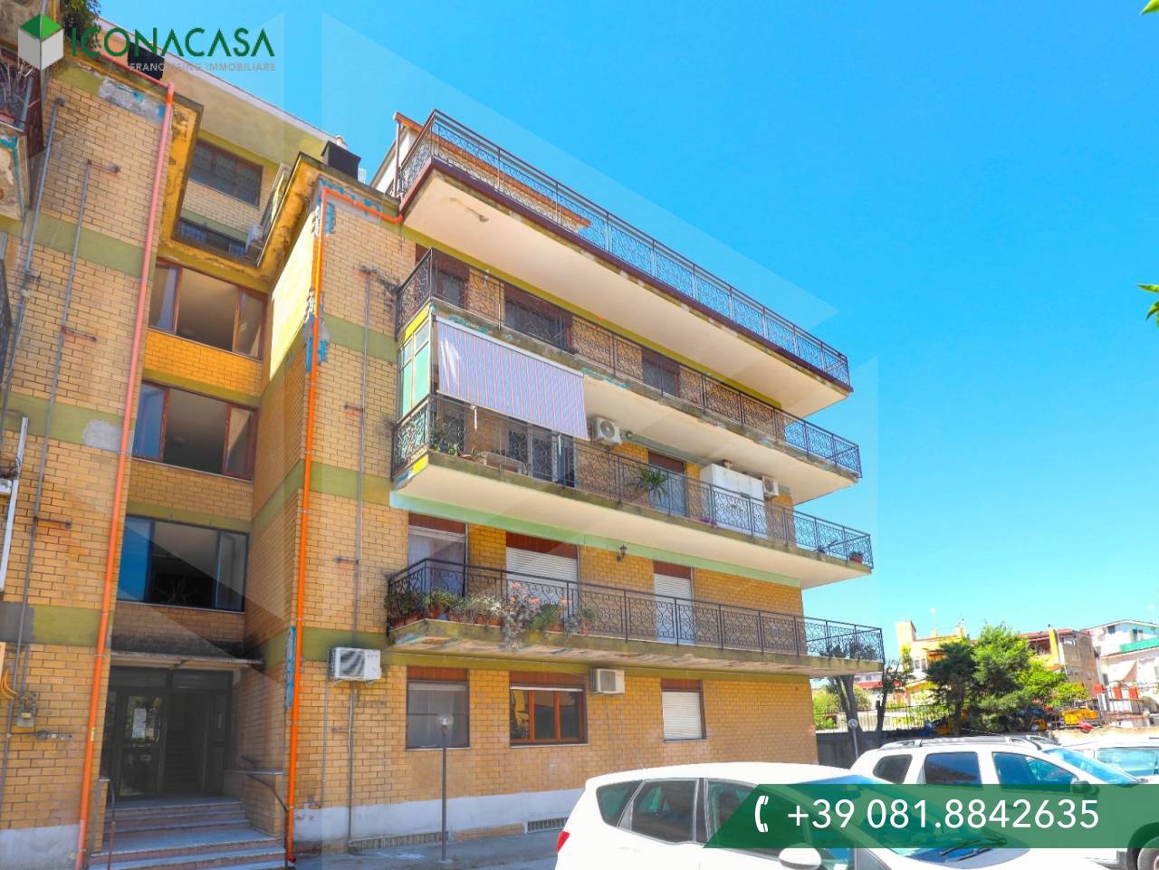 5غرفة شقة في Pomigliano d'Arco, Italy رقم 20774