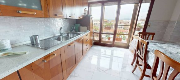 5غرفة شقة في Pomigliano d'Arco, Italy رقم 20774 8