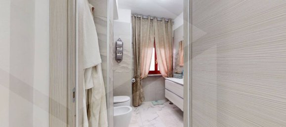 5غرفة شقة في Pomigliano d'Arco, Italy رقم 20774 22