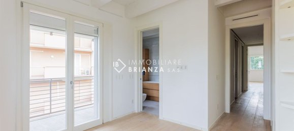5-Zimmer Penthouse in Biassono, Italy, Nr. 338373 14