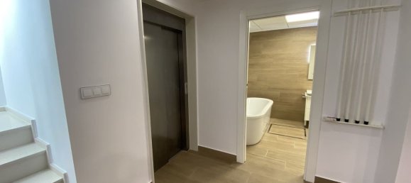 Casa de 5 dormitorios en San Miguel de Salinas, Spain No. 185958 44