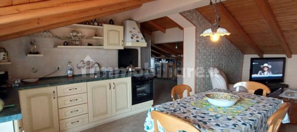 Apartamento de 3 dormitorios en Aci Catena, Italy No. 99715 43