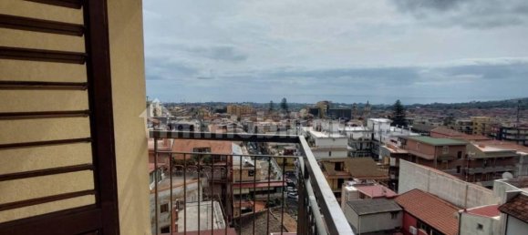 Apartamento de 3 dormitorios en Aci Catena, Italy No. 99715 17