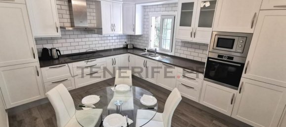 8 bedrooms Villa in Adeje, Spain No. 3481 19