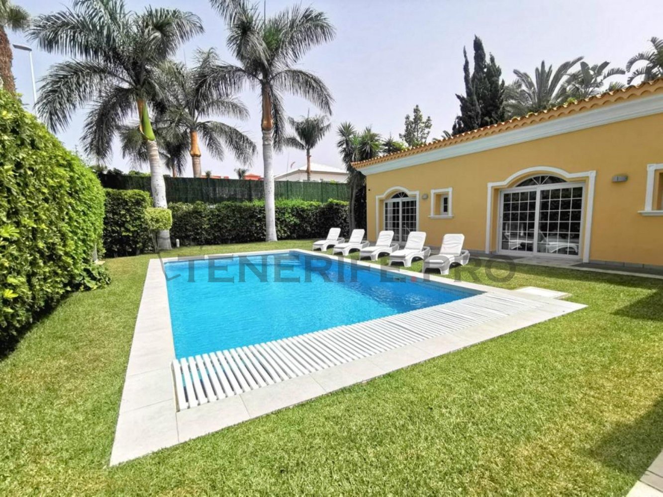 8 bedrooms Villa in Adeje, Spain No. 3481