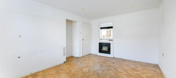 1 Schlafzimmer Wohnung in Ashtead, United Kingdom, Nr. 9769 4