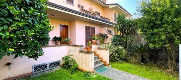 6 rooms House in Pietrasanta, Italy No. 194745 16