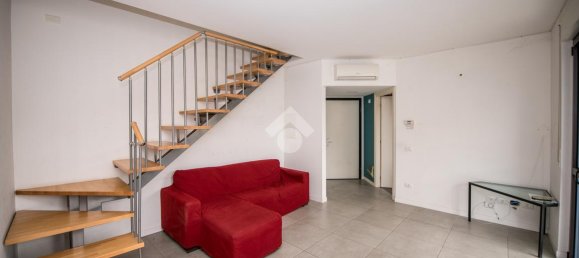 Дуплекс с 3 комнатами в Милан, Италия № 240644 4