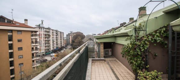 Дуплекс с 3 комнатами в Милан, Италия № 240644 37