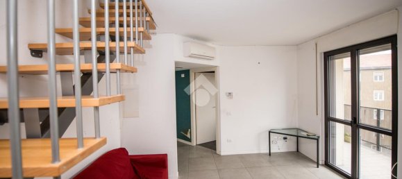 Дуплекс с 3 комнатами в Милан, Италия № 240644 5