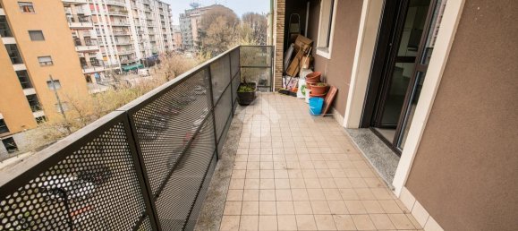 Дуплекс с 3 комнатами в Милан, Италия № 240644 21