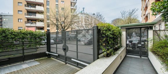 Дуплекс с 3 комнатами в Милан, Италия № 240644 46