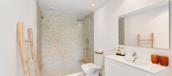 Apartamento de 2 dormitorios en La Quinta, Spain No. 180935 18