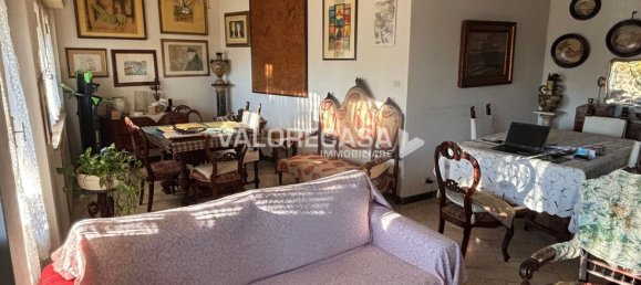 6 rooms Apartment in Carrara, Italy No. 194362 12