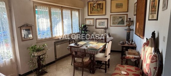 6 rooms Apartment in Carrara, Italy No. 194362 6
