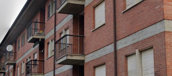 4 rooms Apartment in Voghera, Italy No. 178631 12