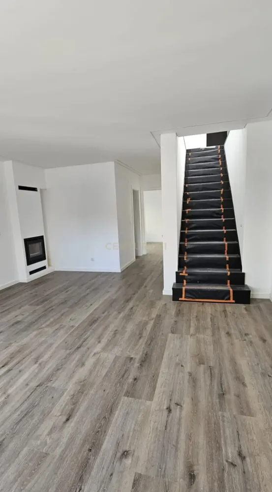 Villa de 4 dormitorios en Sintra, Portugal No. 280405