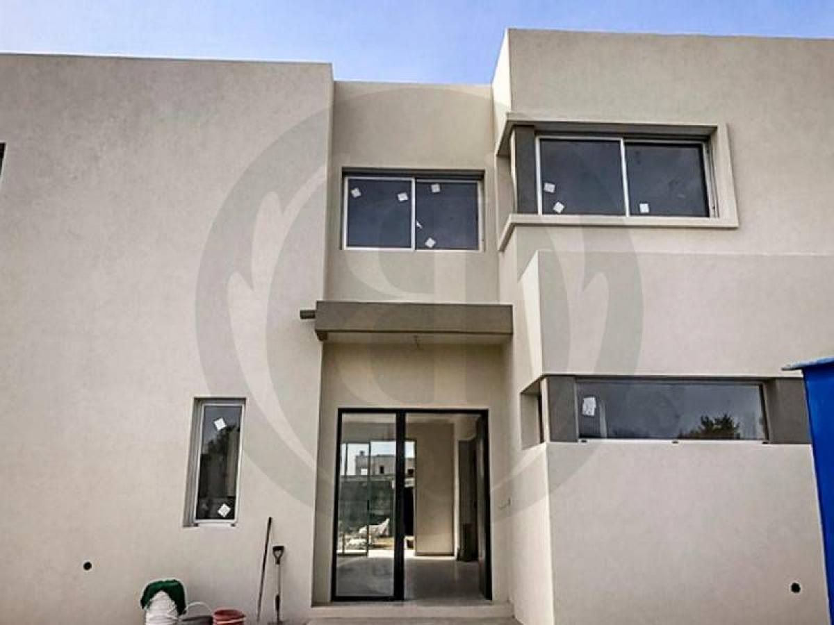 3 bedrooms House in Tigre, Argentina No. 82689