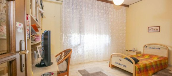 Casa de 9 divisões em Boara Pisani, Italy N.º 230551 17