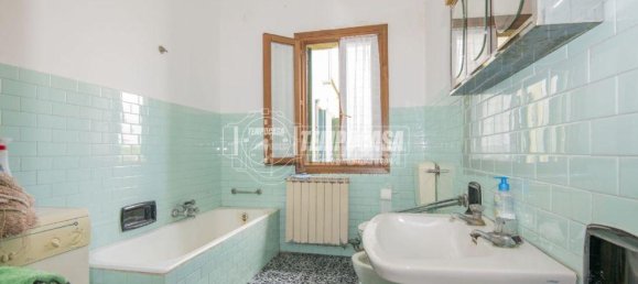 Casa de 9 divisões em Boara Pisani, Italy N.º 230551 31