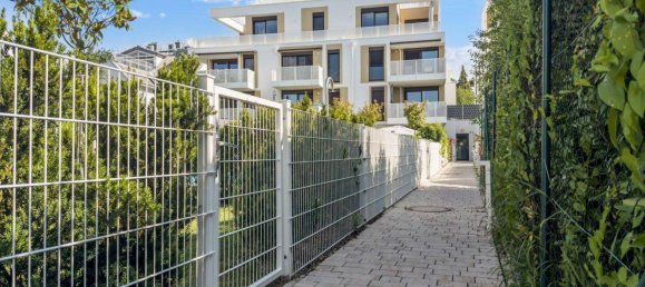 2-salle Appartement à Dobling, Austria No. 145010 2