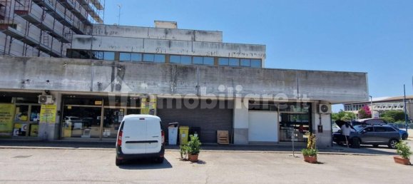 Imóvel comercial em Pomezia, Italy 440 m² N.º 319576 3
