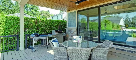 4 bedrooms House in Burlington, Canada No. 502 6