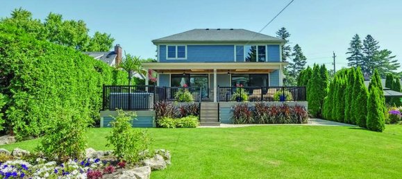 4 bedrooms House in Burlington, Canada No. 502 3