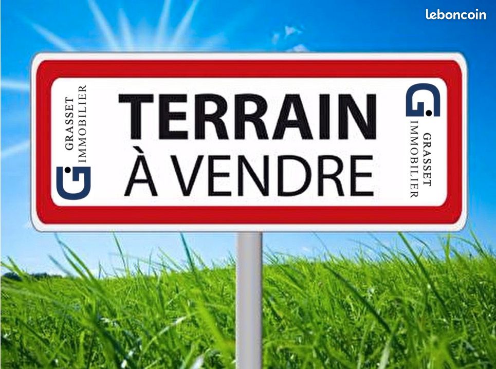 Terreno en Ain, France 680 m² No. 343804