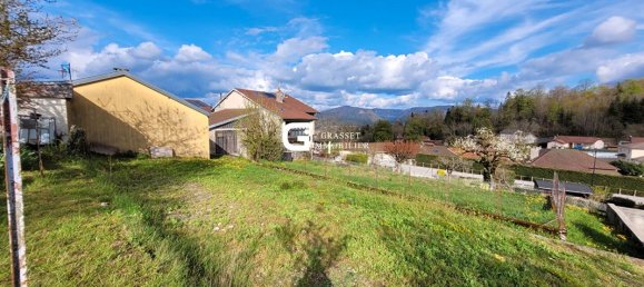 Terreno en Ain, France 680 m² No. 343804 2