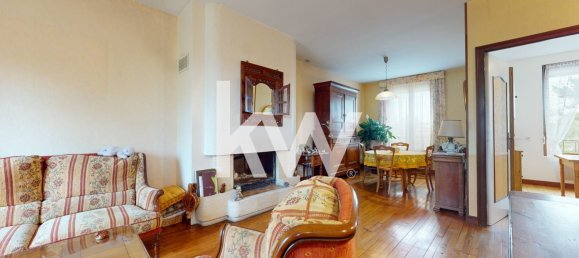 3 bedrooms House in Reims, France No. 156019 6