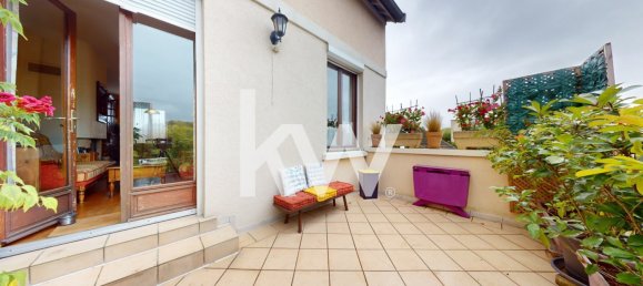 3 bedrooms House in Reims, France No. 156019 2