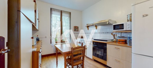 3 bedrooms House in Reims, France No. 156019 7