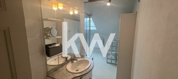 3 bedrooms House in Reims, France No. 156019 9