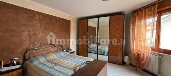 3 bedrooms Villa in Gazzaniga, Italy No. 202067 11