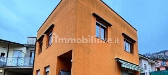 3 bedrooms Villa in Gazzaniga, Italy No. 202067 3