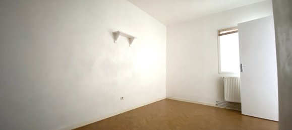 Квартира с 2 спальнями в Кале, Франция № 93772 3