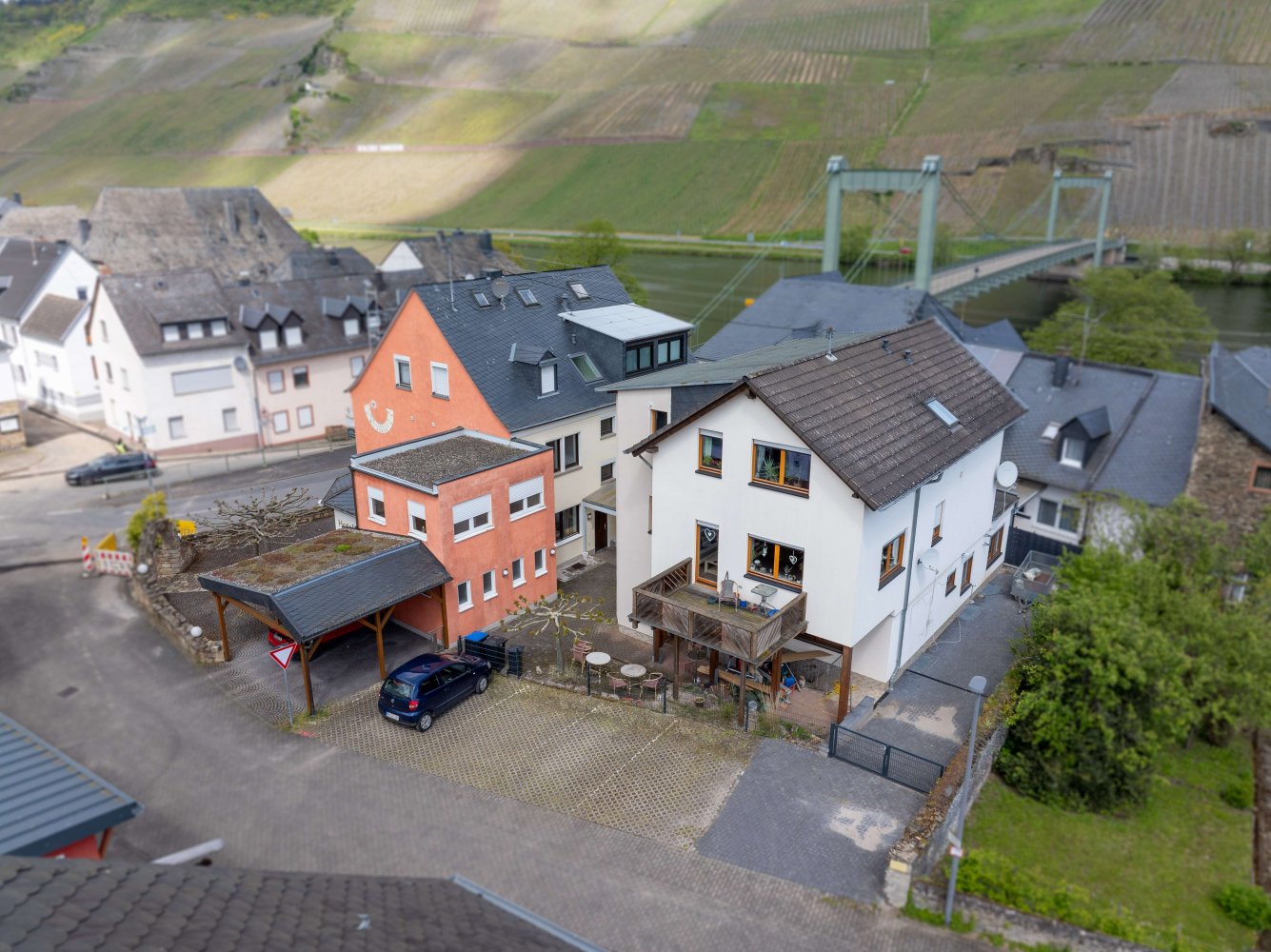 Hôtel à Bernkastel-Wittlich, Germany 651m² No. 128659