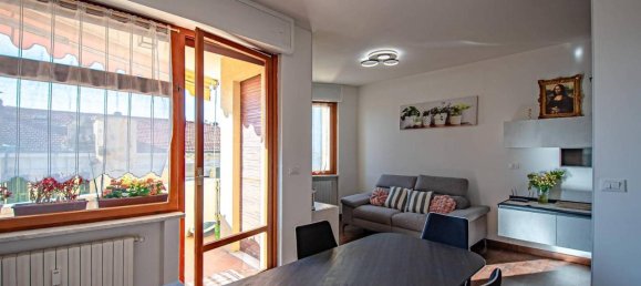 Квартира с 2 комнатами в Оспедалетти, Италия № 35654 8