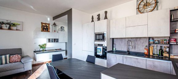 Квартира с 2 комнатами в Оспедалетти, Италия № 35654 7