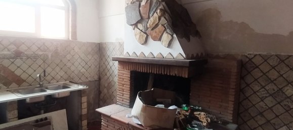 4غرفة منزل ذو طابقين في Pomezia, Italy رقم 228895 27