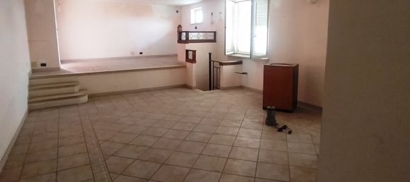 4غرفة منزل ذو طابقين في Pomezia, Italy رقم 228895 9