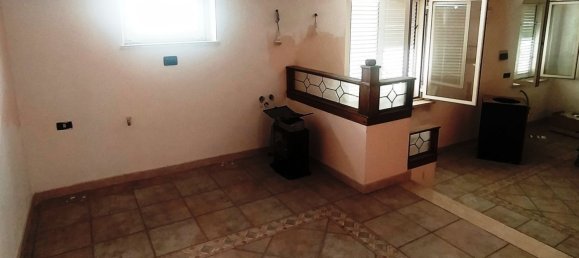 4غرفة منزل ذو طابقين في Pomezia, Italy رقم 228895 7