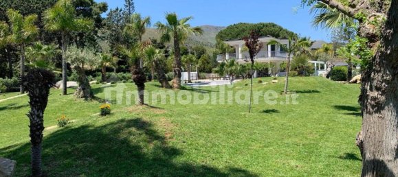 Villa de 5 dormitorios en Castellammare del Golfo, Italy No. 45879 37