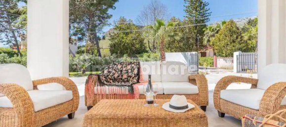 Villa de 5 dormitorios en Castellammare del Golfo, Italy No. 45879 10