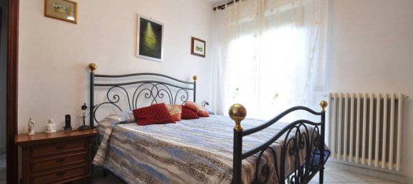 2 bedrooms Apartment in Piombino, Italy No. 1503 9